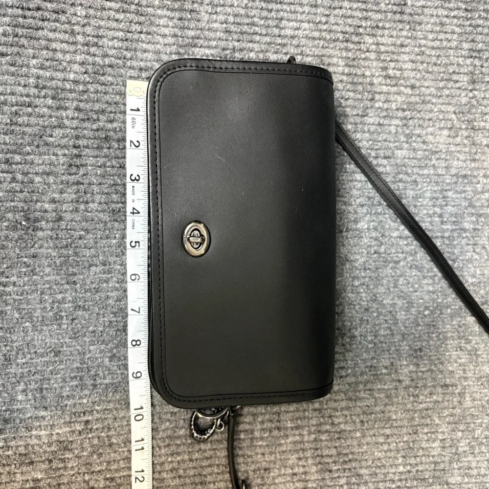 Coach Dinky Crossbody Bag Black Glovetanned Leather Turnlock Gunmetal